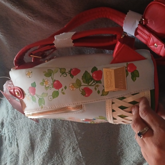 Strawberry Shortcake Backpack - Picture 7 of 10